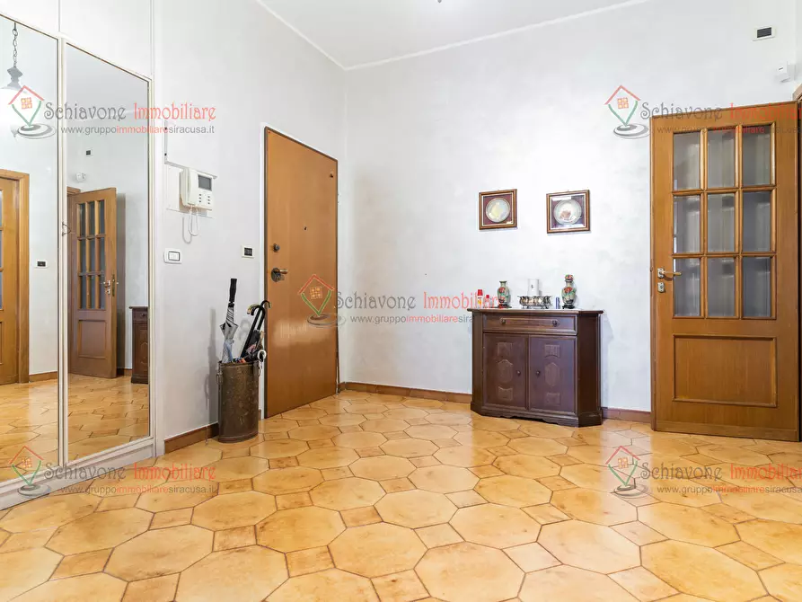 Immagine 3 di Appartamento in vendita  a Siracusa