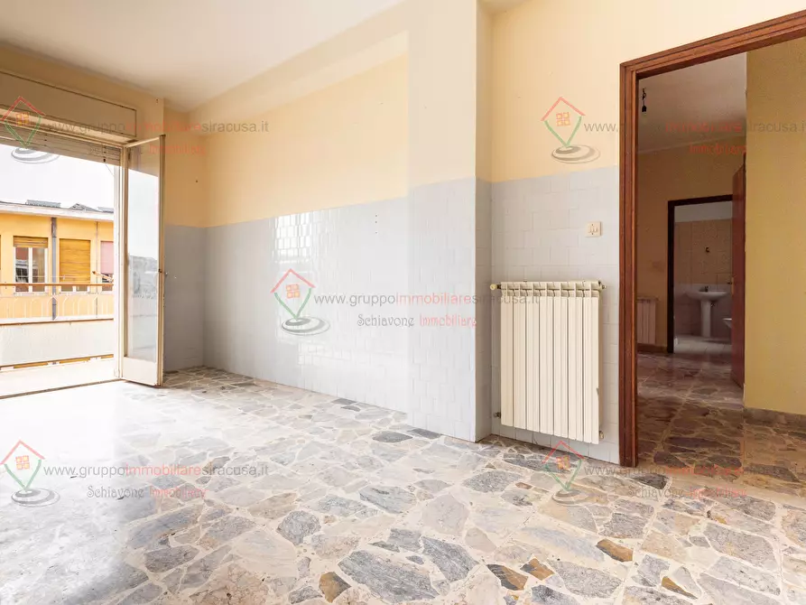 Immagine 4 di Appartamento in vendita  a Siracusa