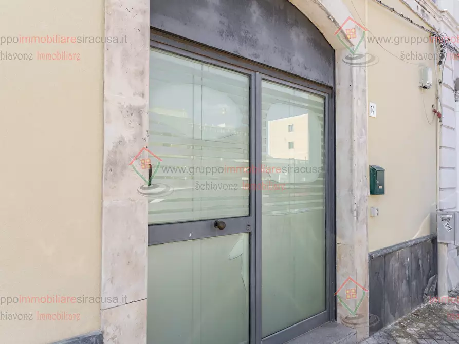 Immagine 14 di Bilocale in vendita  a Siracusa