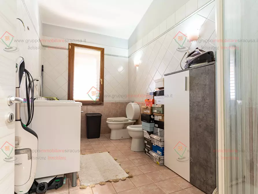 Immagine 54 di Casa indipendente in vendita  a Siracusa