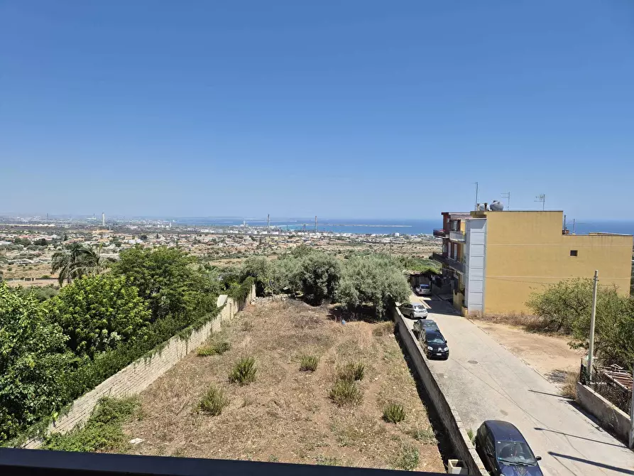 Immagine 6 di Quadrilocale in affitto  a Siracusa