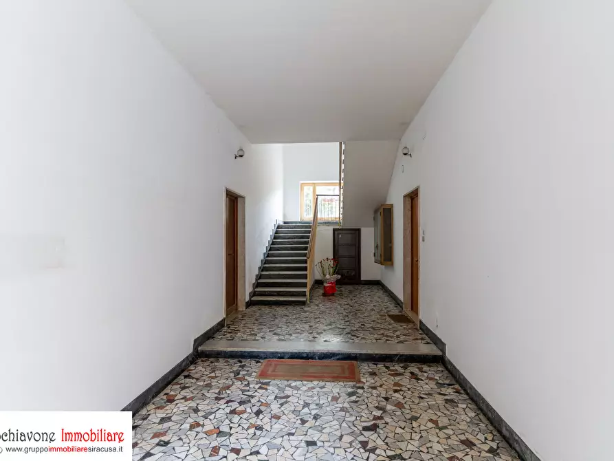 Immagine 28 di Pentalocale in vendita  a Siracusa