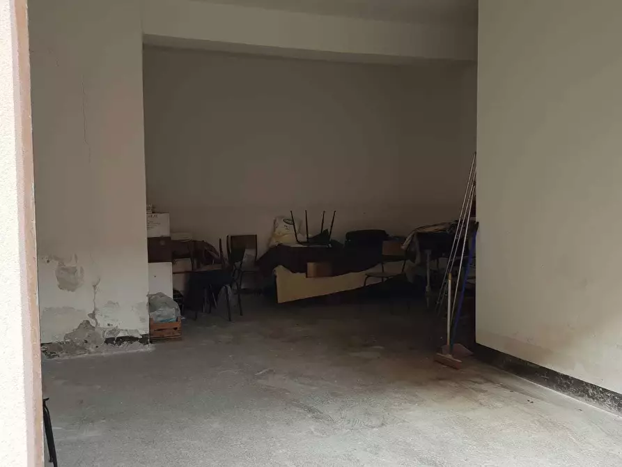 Immagine 4 di Garage in vendita  a Siracusa