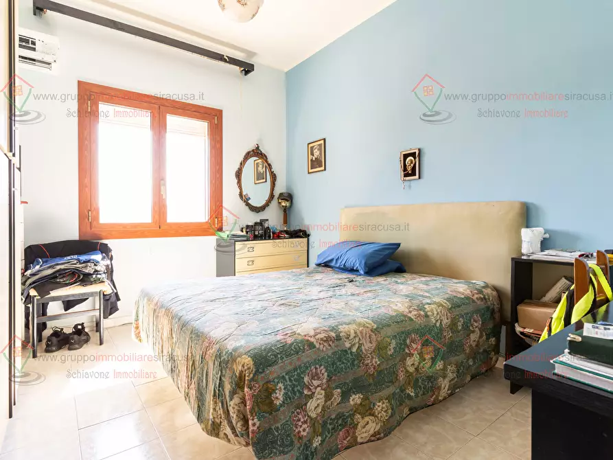 Immagine 18 di Pentalocale in vendita  a Siracusa