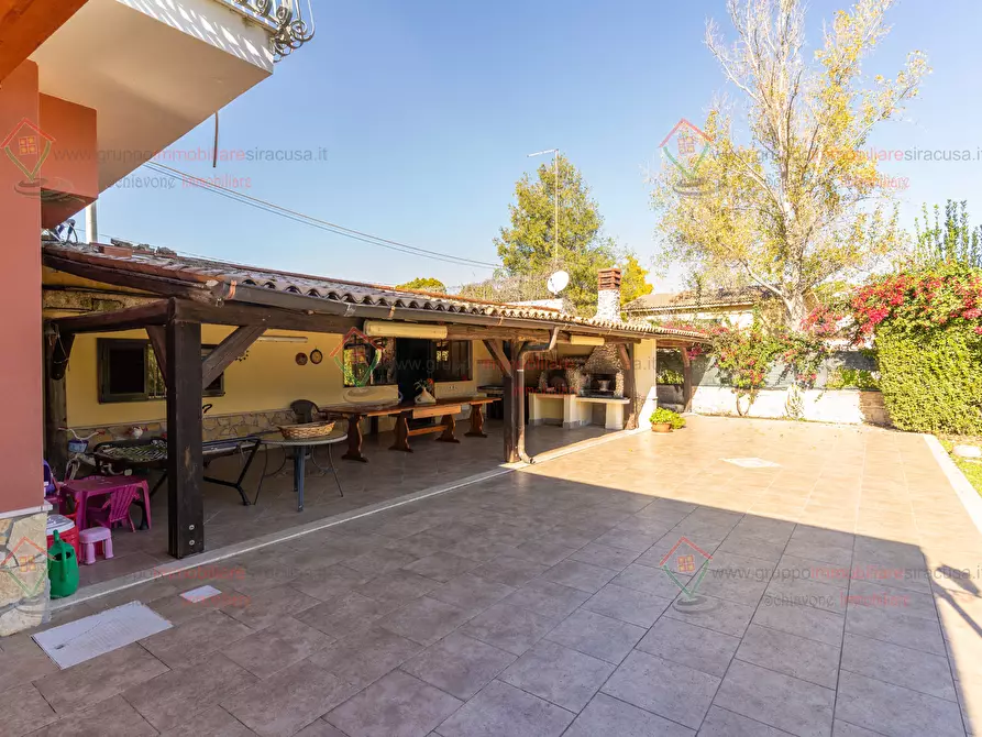 Immagine 69 di Casa indipendente in vendita  a Siracusa