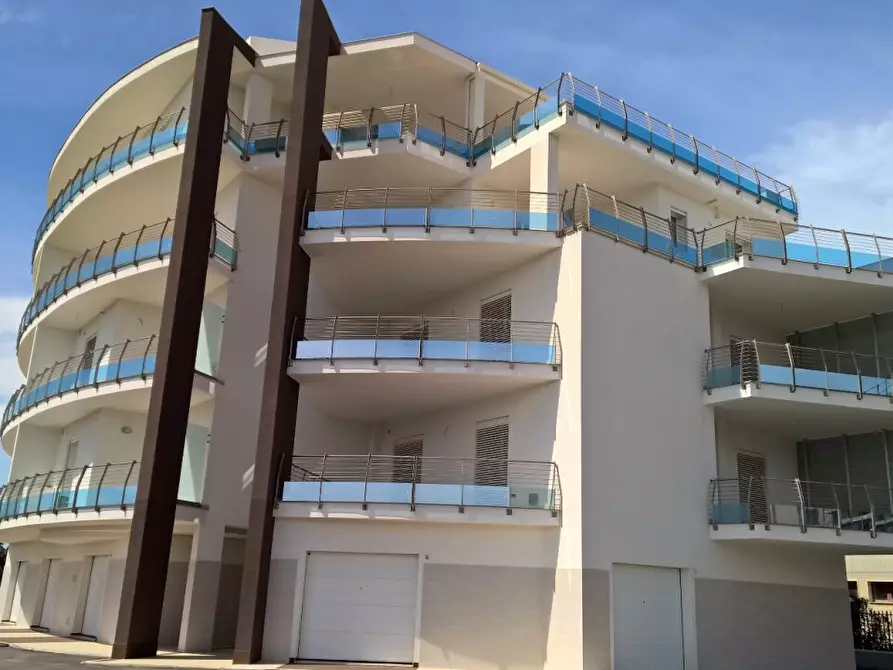 Immagine 1 di Appartamento in affitto  a Siracusa