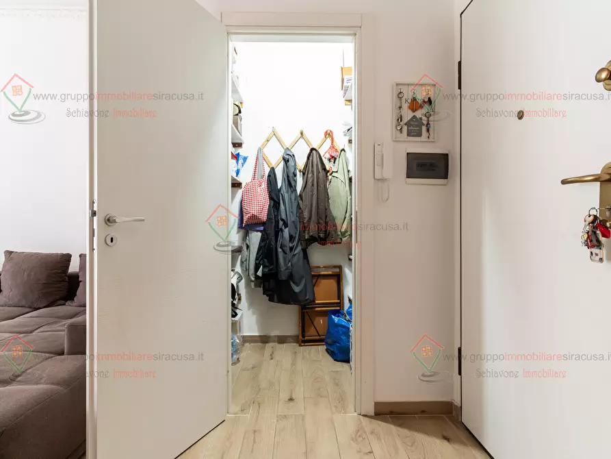 Immagine 15 di Trilocale in vendita  a Siracusa
