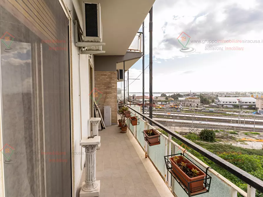 Immagine 20 di Quadrilocale in vendita  a Siracusa