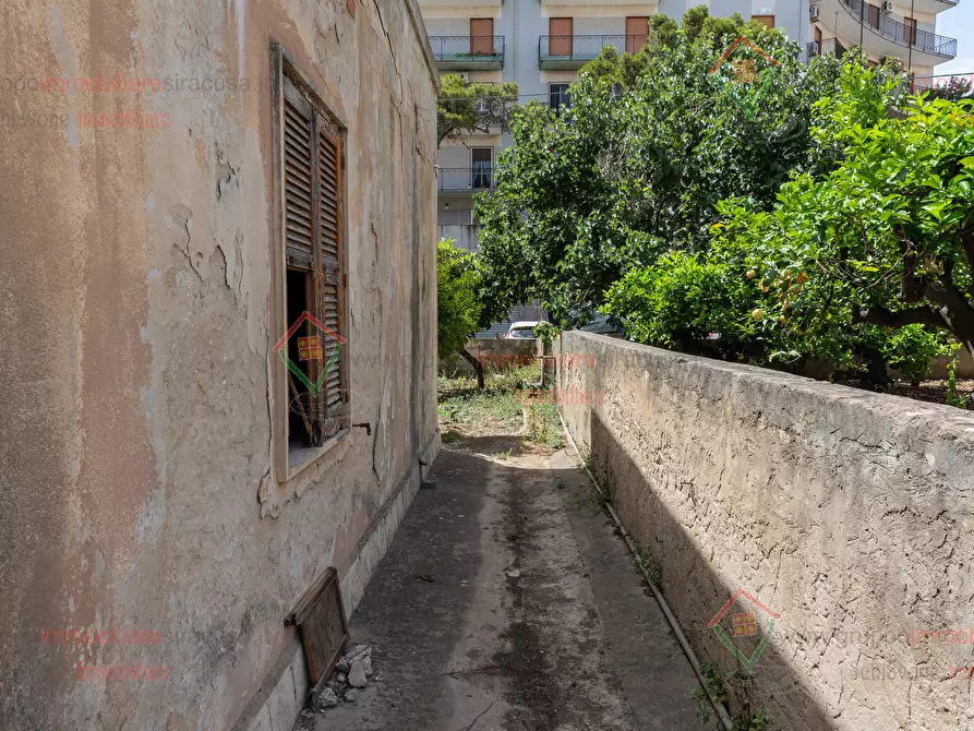 Immagine 5 di Casa bifamiliare in vendita  a Siracusa