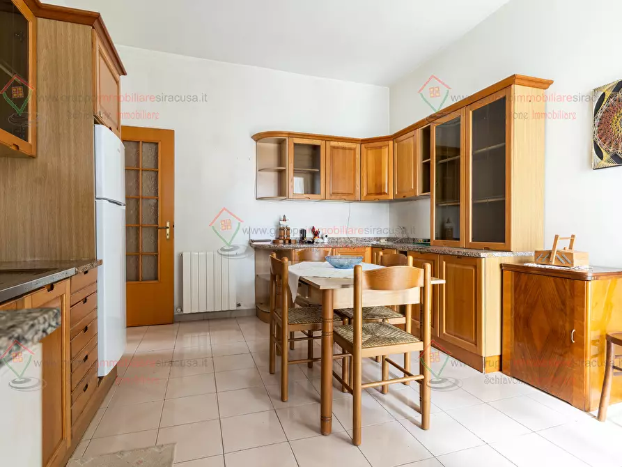 Immagine 19 di Trilocale in vendita  a Siracusa