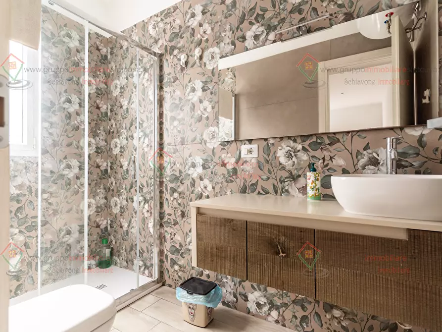 Immagine 8 di Appartamento in vendita  a Siracusa