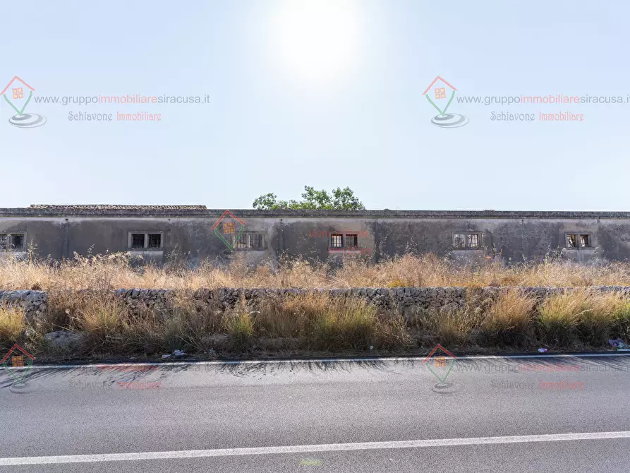 Immagine 25 di Rustico / casale in vendita  a Siracusa