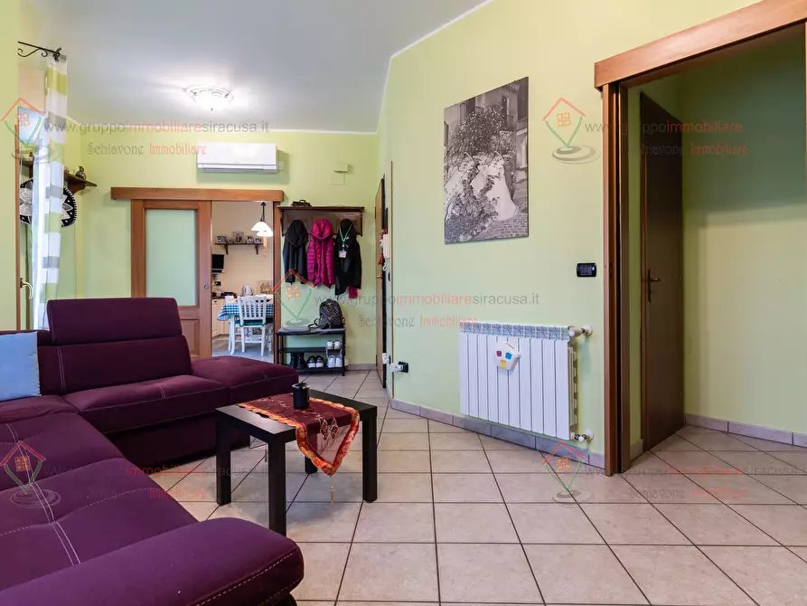Immagine 17 di Trilocale in vendita  a Siracusa