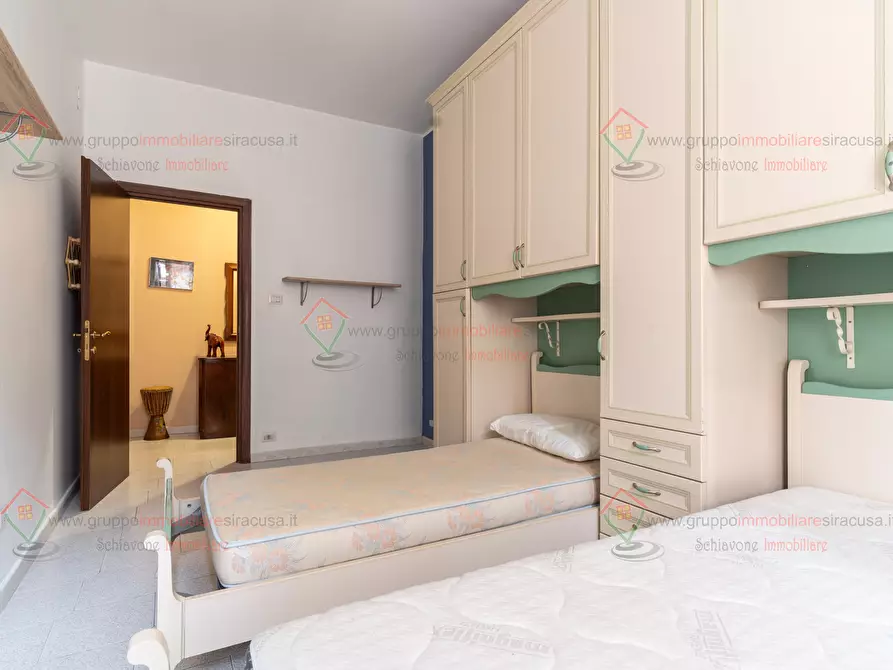 Immagine 10 di Trilocale in vendita  a Priolo Gargallo