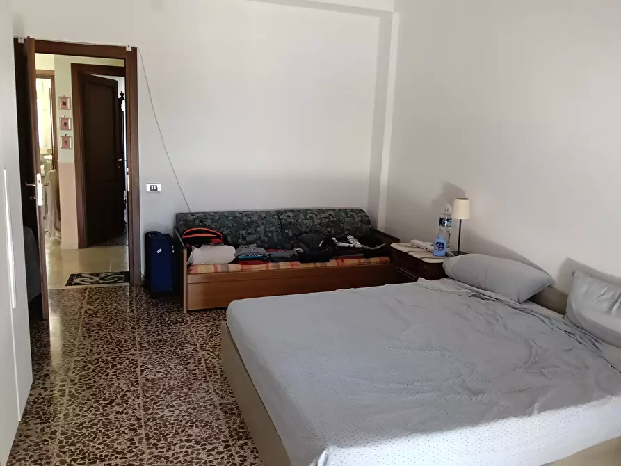 Immagine 12 di Quadrilocale in affitto  a Siracusa