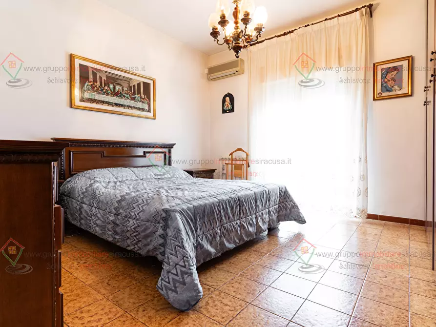 Immagine 16 di Quadrilocale in vendita  a Siracusa