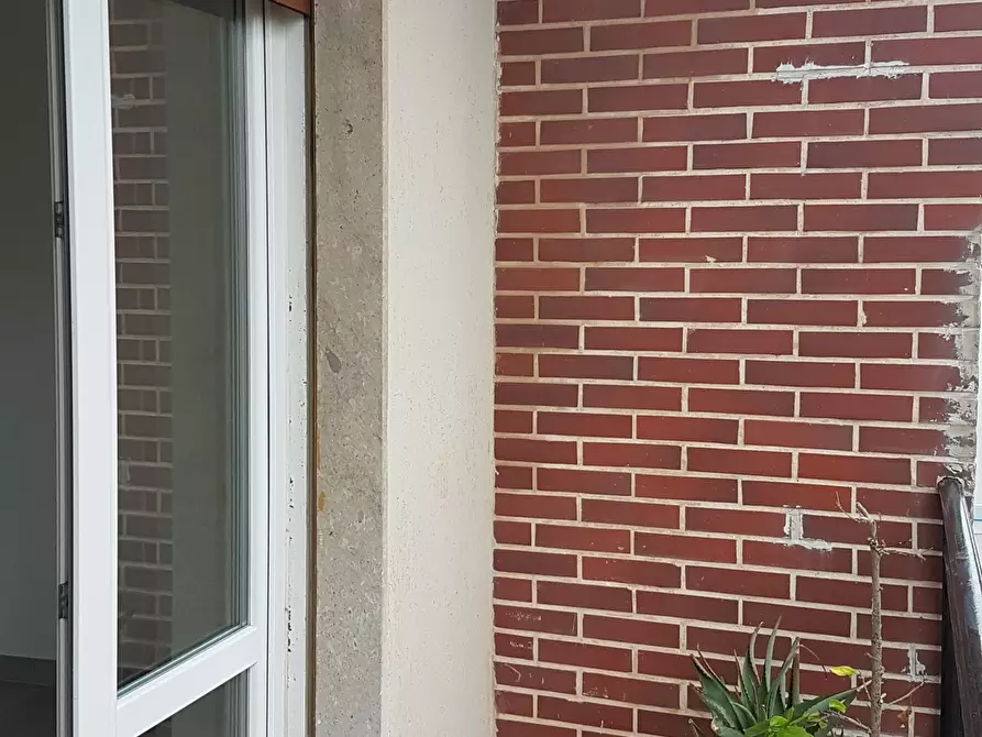 Immagine 3 di Trilocale in affitto  a Siracusa