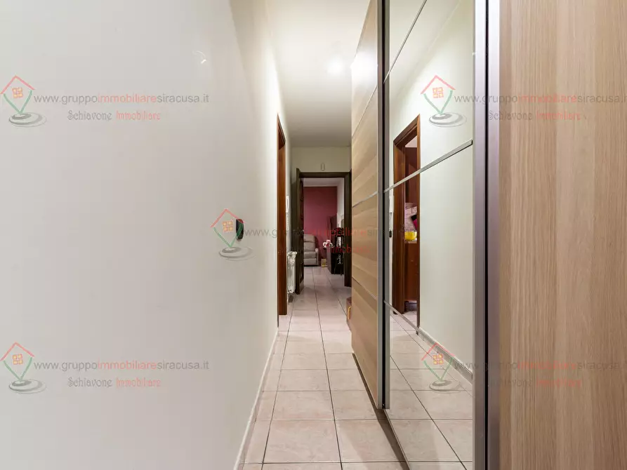 Immagine 14 di Quadrilocale in vendita  a Siracusa