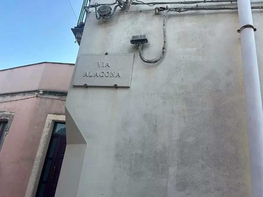 Immagine 16 di Trilocale in vendita  a Melilli