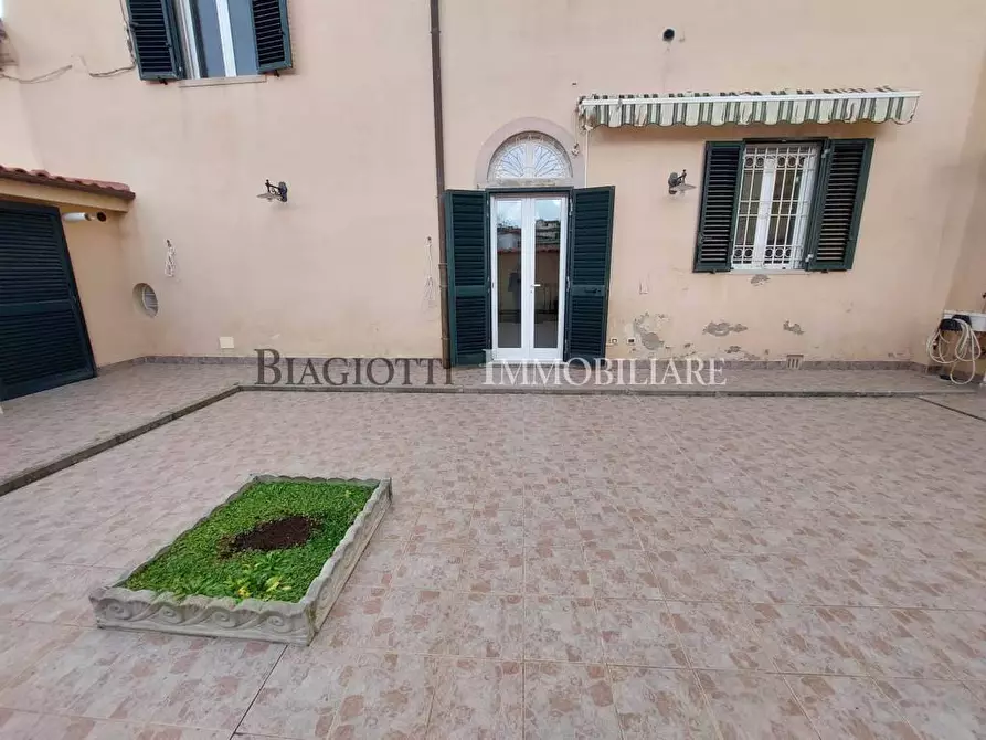 Immagine 23 di Casa semindipendente in vendita  a Livorno