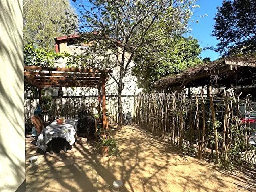 Immagine 45 di Casa semindipendente in vendita  a Livorno