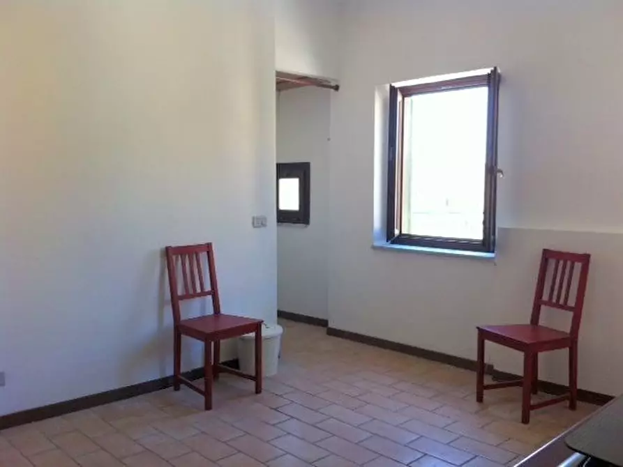 Immagine 27 di Bilocale in vendita  in via galileo galilei a Livorno