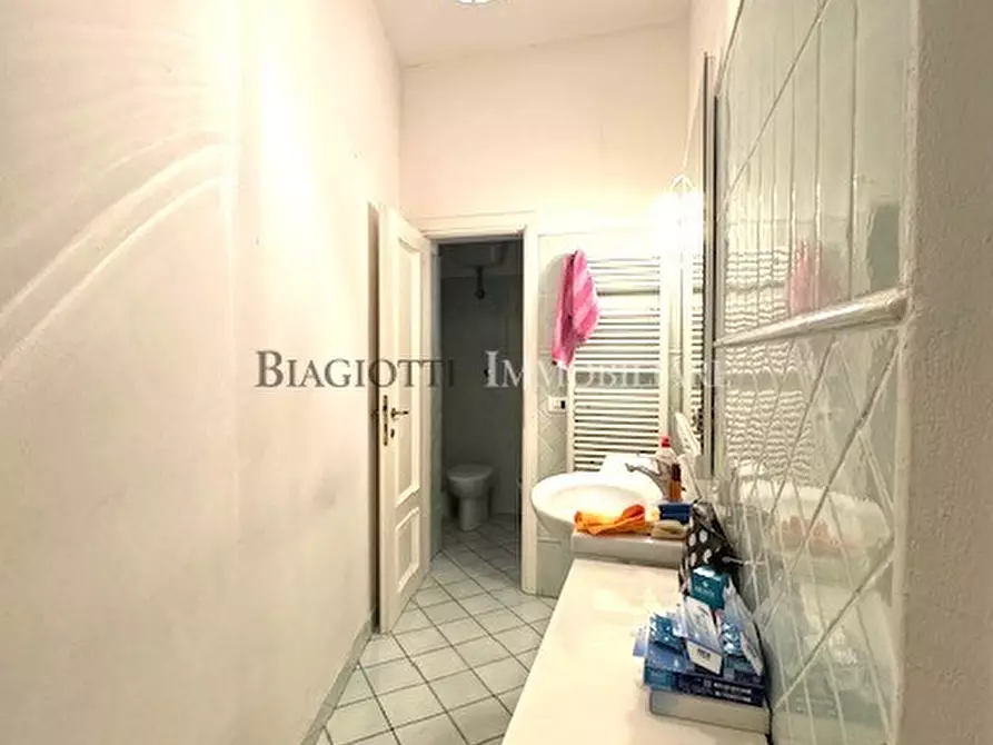 Immagine 63 di Casa semindipendente in vendita  a Livorno