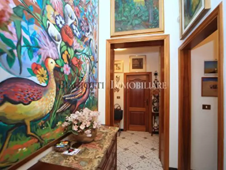 Immagine 15 di Pentalocale in vendita  in via del fante a Livorno