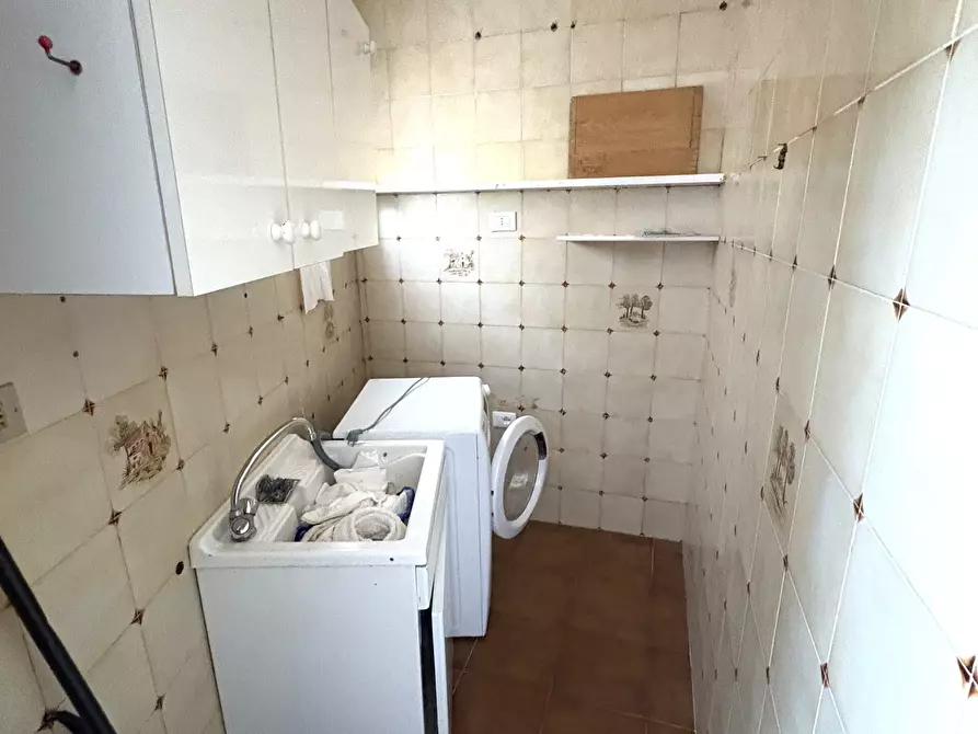 Immagine 7 di Appartamento in vendita  in Via C. A. Fabbricotti a Ameglia