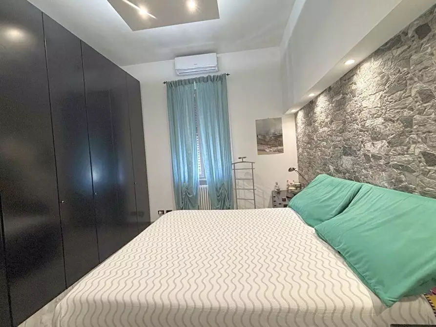 Immagine 15 di Casa bifamiliare in vendita  in Via Nave 4 a Sarzana