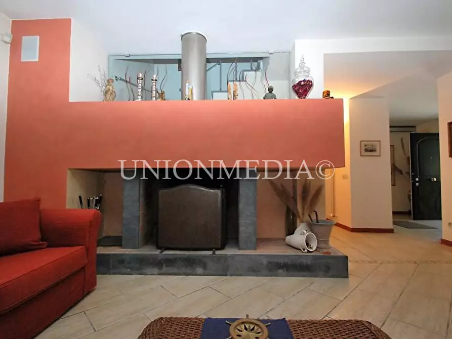 Immagine 17 di Villa in vendita  in Via cappuccini a Sarzana