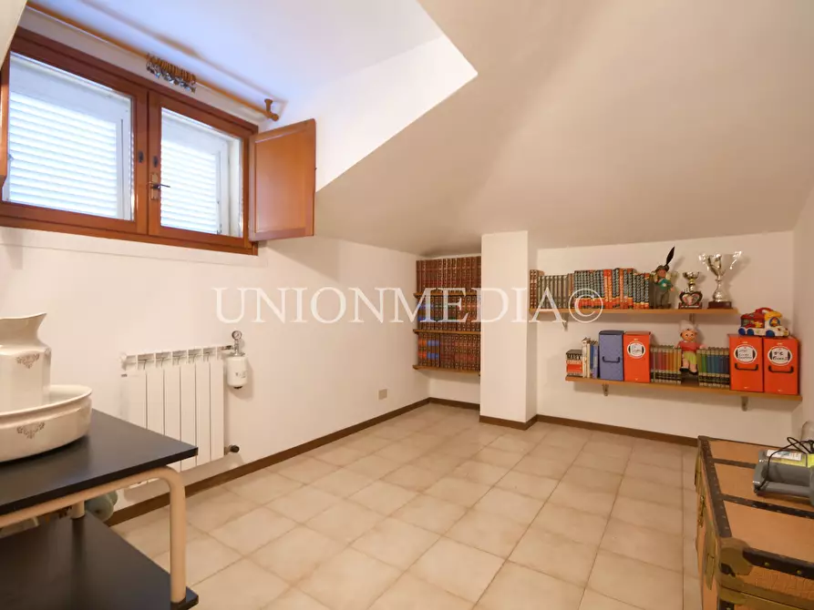 Immagine 16 di Appartamento in vendita  in Via Borghetto 9 a Fosdinovo