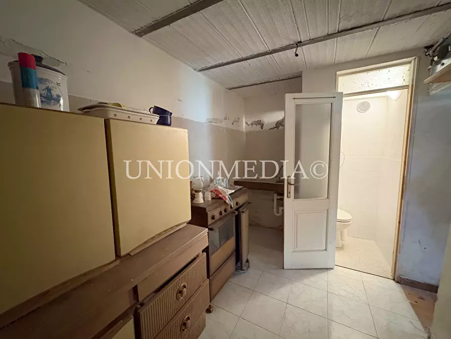 Immagine 10 di Rustico / casale in vendita  in Via Carignano a Fosdinovo