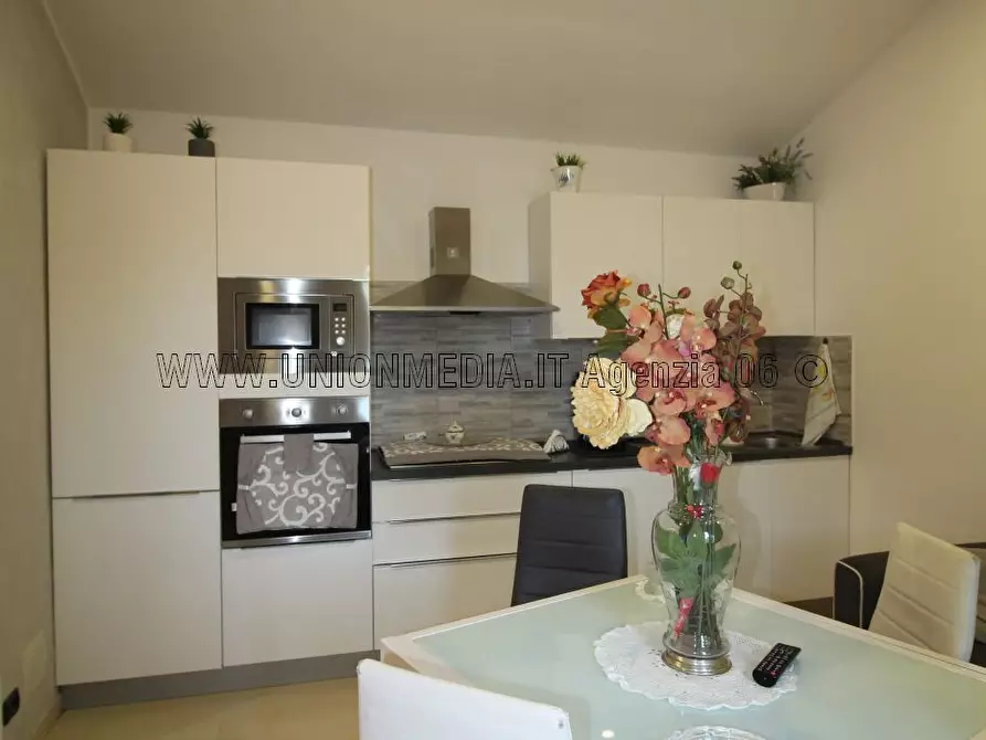 Immagine 13 di Appartamento in vendita  a Sarzana