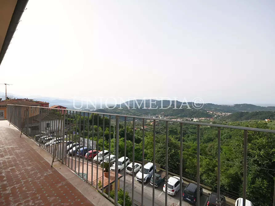 Immagine 39 di Appartamento in vendita  in Via Matteotti 8 a Vezzano Ligure