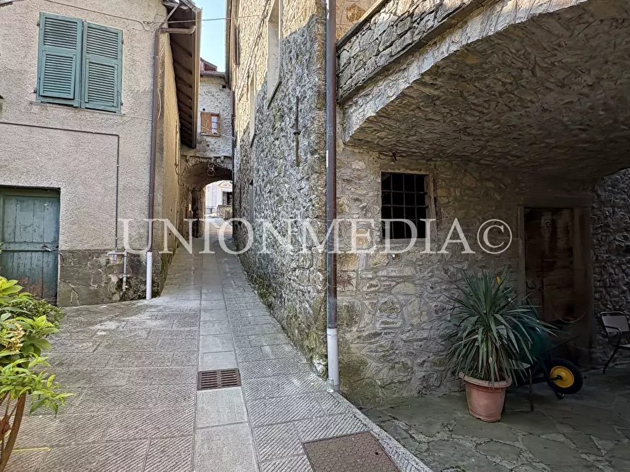 Immagine 52 di Casa semindipendente in vendita  in via della costa 19 a Sesta Godano