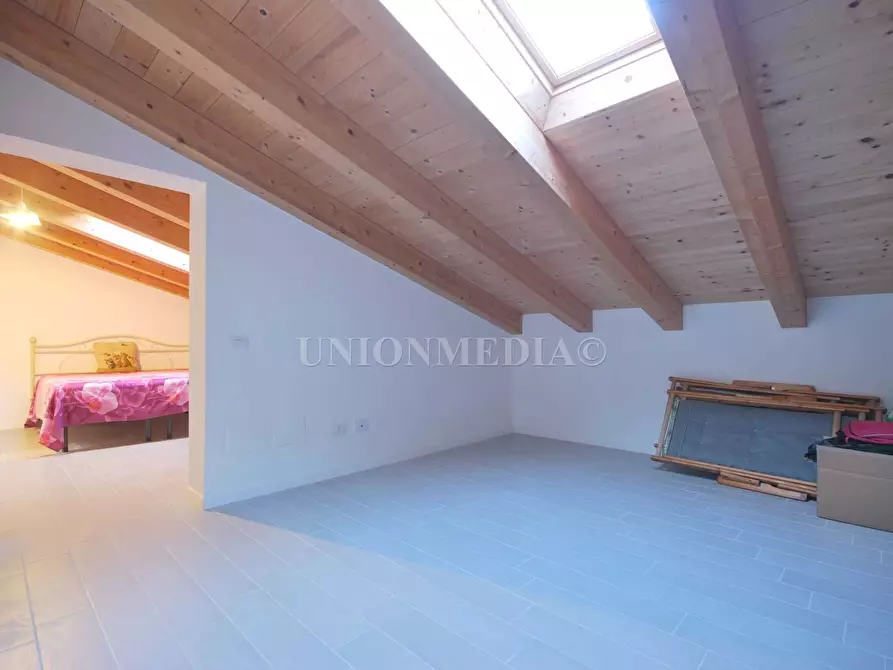 Immagine 23 di Appartamento in vendita  in Via Enrico Berlinguer a Santo Stefano Di Magra