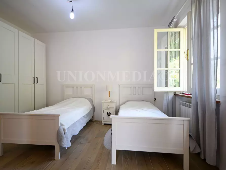 Immagine 17 di Casa semindipendente in vendita  in via triboli a Sarzana