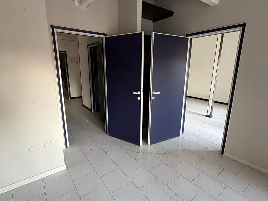 Immagine 2 di Pentalocale in vendita  in Via Egidio Renzi 5 a Cattolica