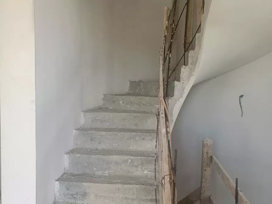 Immagine 3 di Casa bifamiliare in vendita  a Rimini