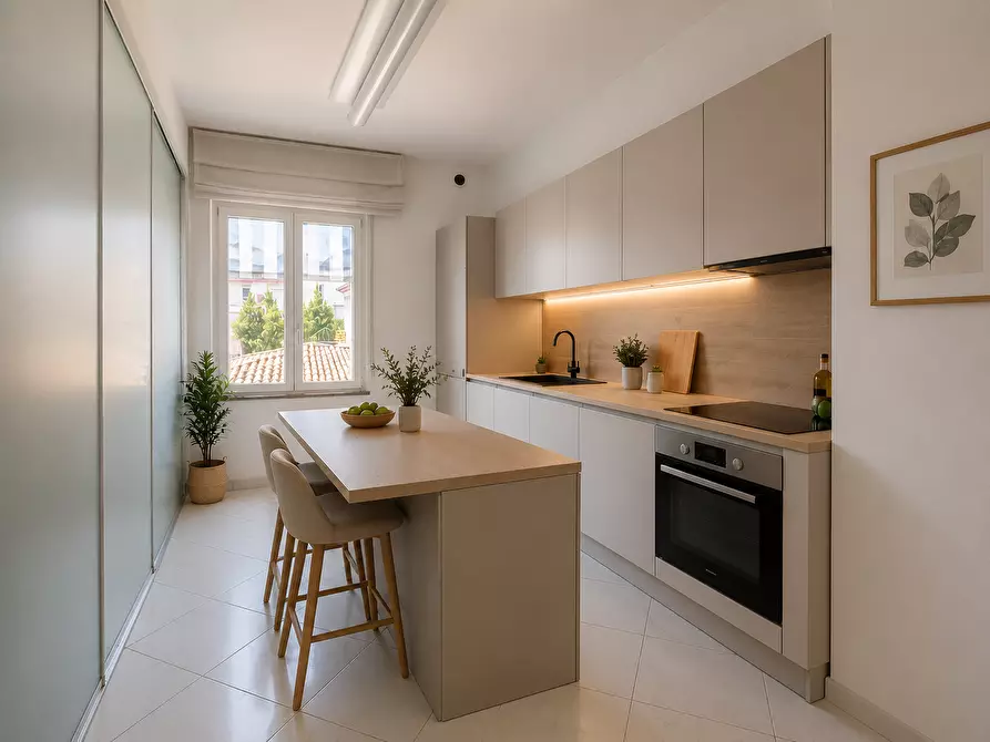 Immagine 32 di Palazzo in vendita  in Via Melozzo da Forlì 36 a Rimini