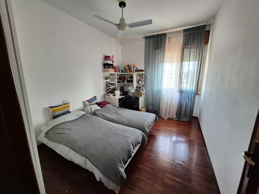 Immagine 10 di Quadrilocale in vendita  in via ugo braschi 36 a Santarcangelo Di Romagna