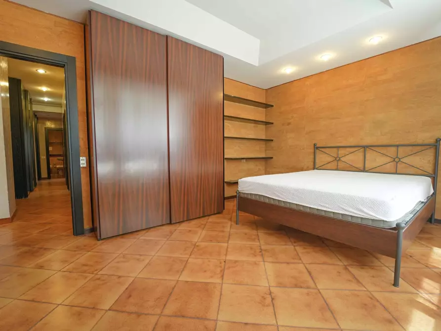 Immagine 13 di Quadrilocale in vendita  in Viale Dante 7 a Riccione