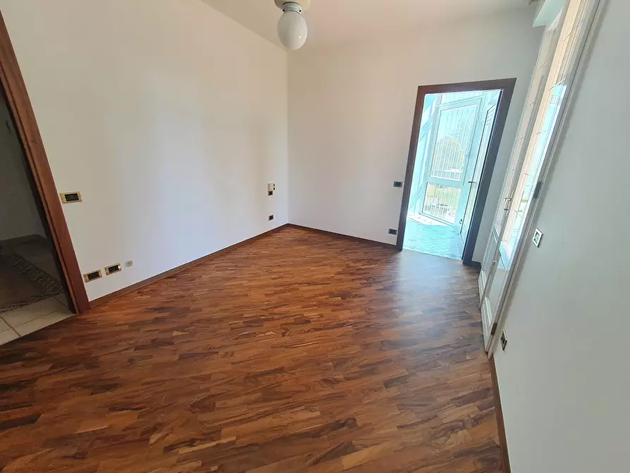 Immagine 30 di Villa in vendita  in dalla chiesa a Santarcangelo Di Romagna