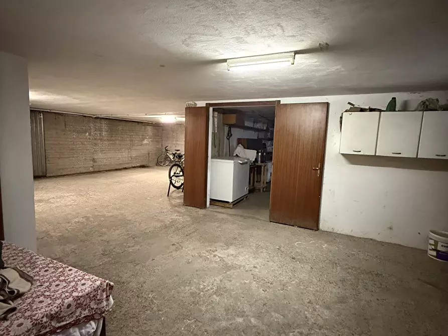 Immagine 60 di Pentalocale in vendita  in Via Busca 115 a Santarcangelo Di Romagna