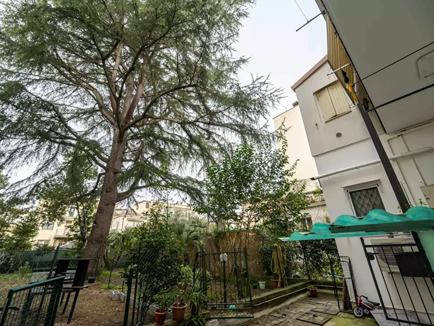 Immagine 24 di Quadrilocale in vendita  in Via Dante Alighieri 60 a Rimini