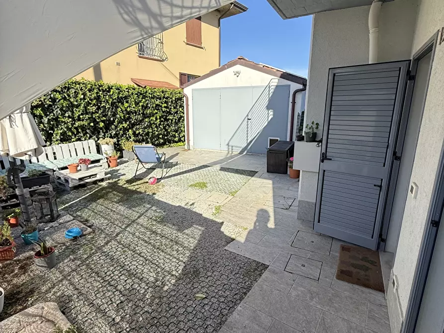 Immagine 10 di Villetta a schiera in vendita  in Via Vecchia Marecchia 199 a Santarcangelo Di Romagna