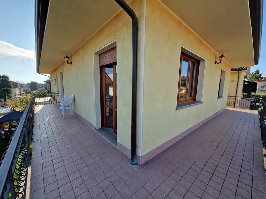 Immagine 14 di Casa bifamiliare in vendita  in Via Riccione a Santarcangelo Di Romagna