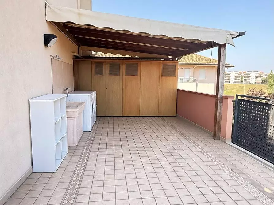 Immagine 5 di Trilocale in vendita  a Rimini
