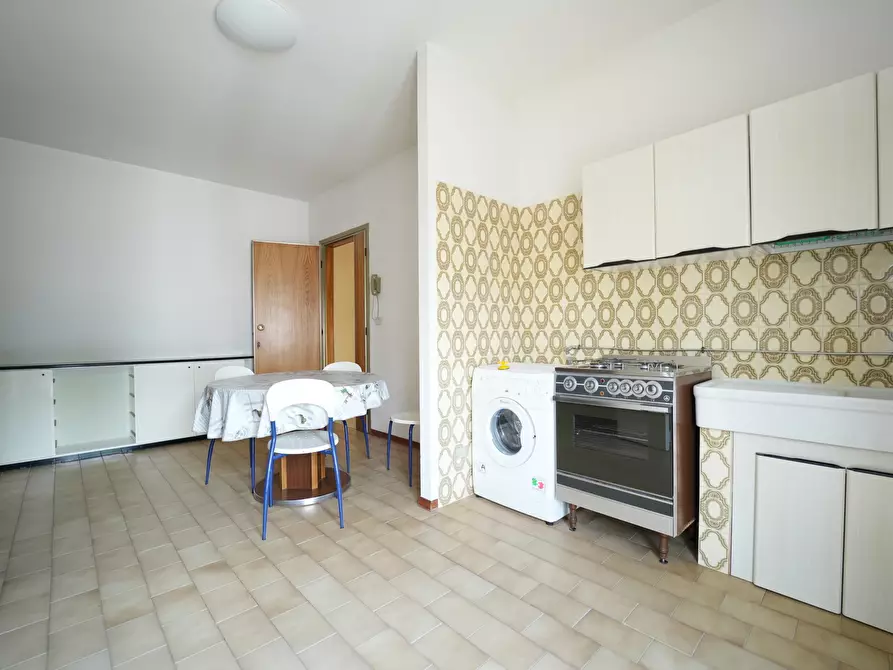 Immagine 2 di Quadrilocale in vendita  in Via C. Pisacane 38 a Cattolica